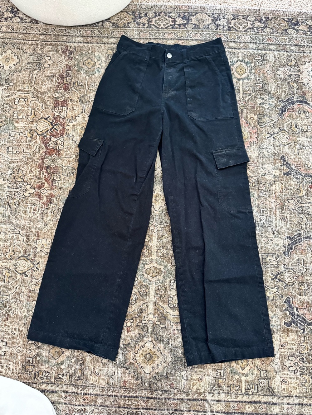 Straight-Leg Black Cargo Pants for Women